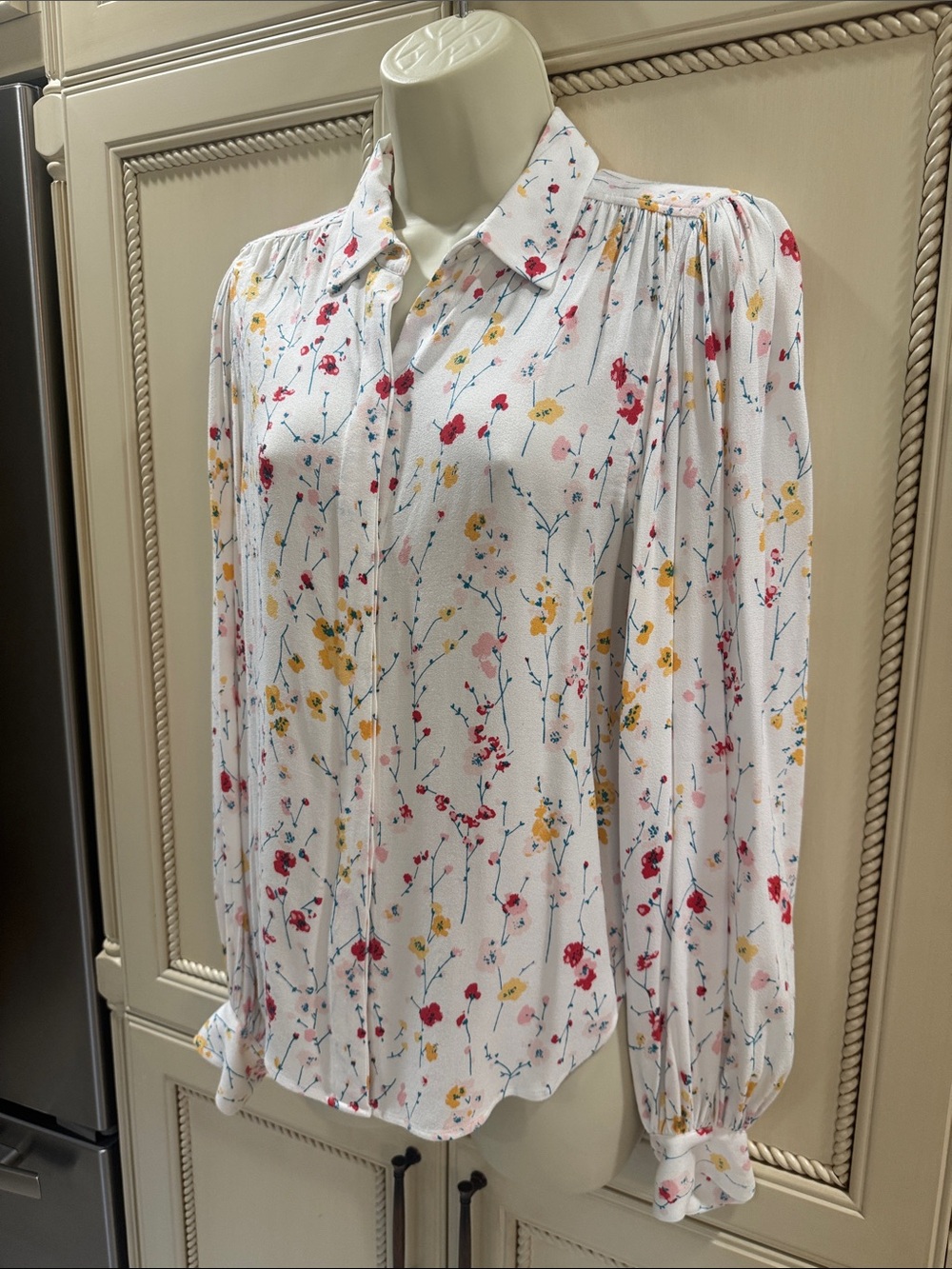 Equipment White Floral Button-Front Blouse Small